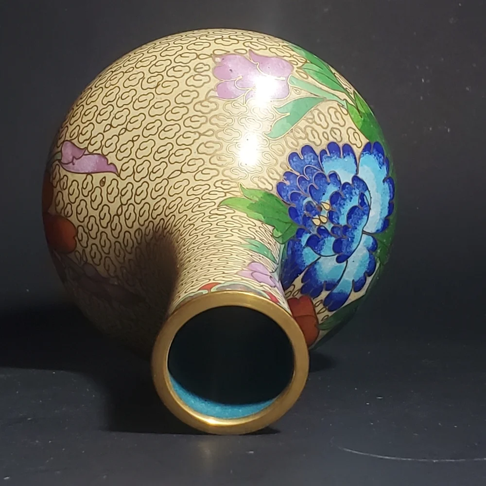 Handcrafted Chinese Floral Cloisonné Enamel 6.5
